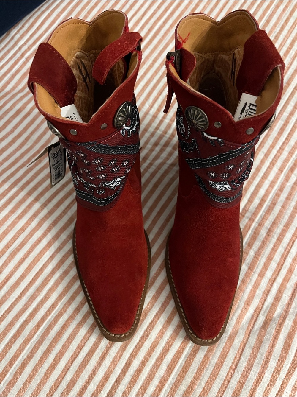 Dingo 1969 “Bandida” Cowgirl Ankle Boots - Picture 3 of 7